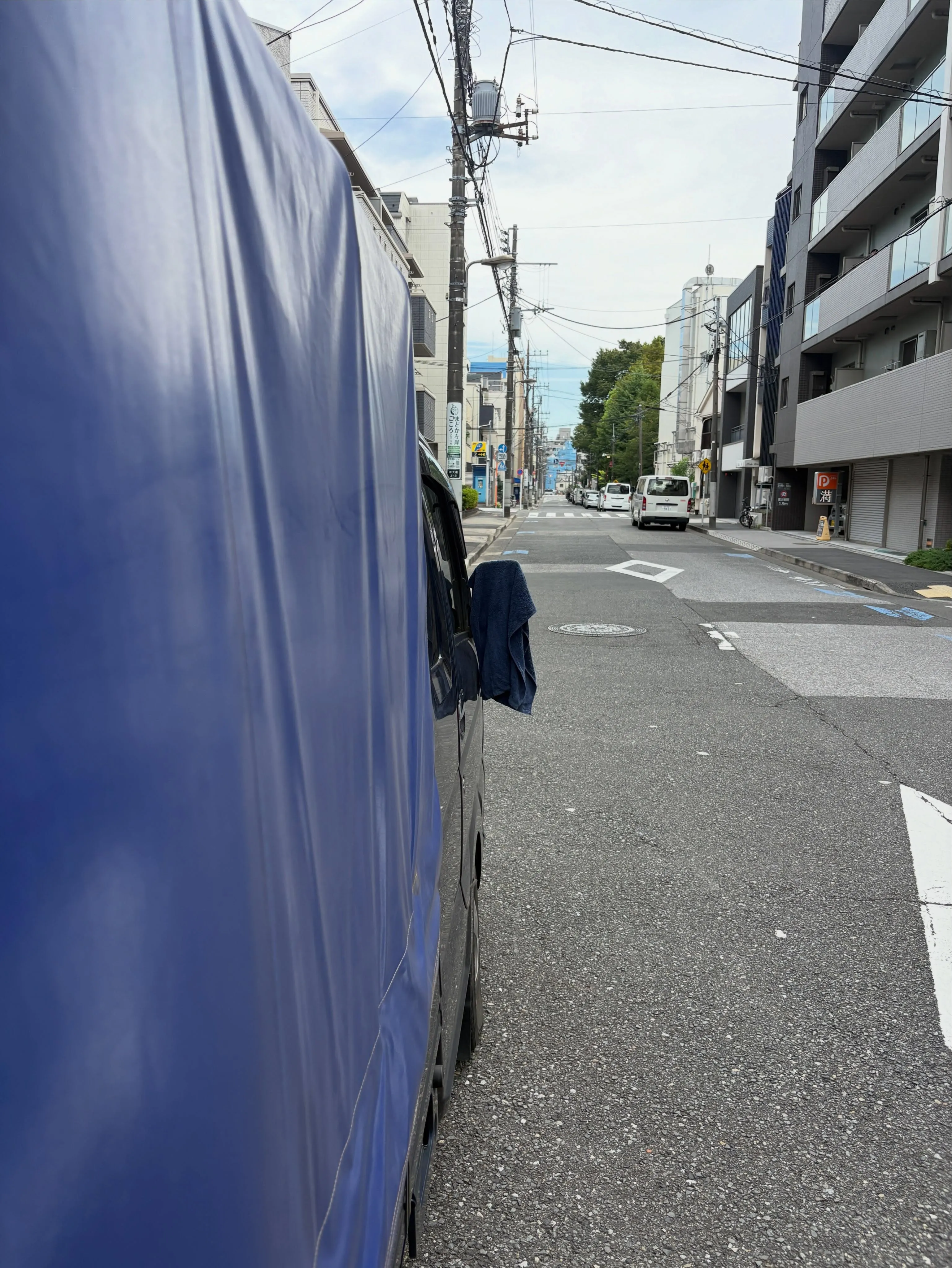 今日は特殊清掃で江東区に来ております。